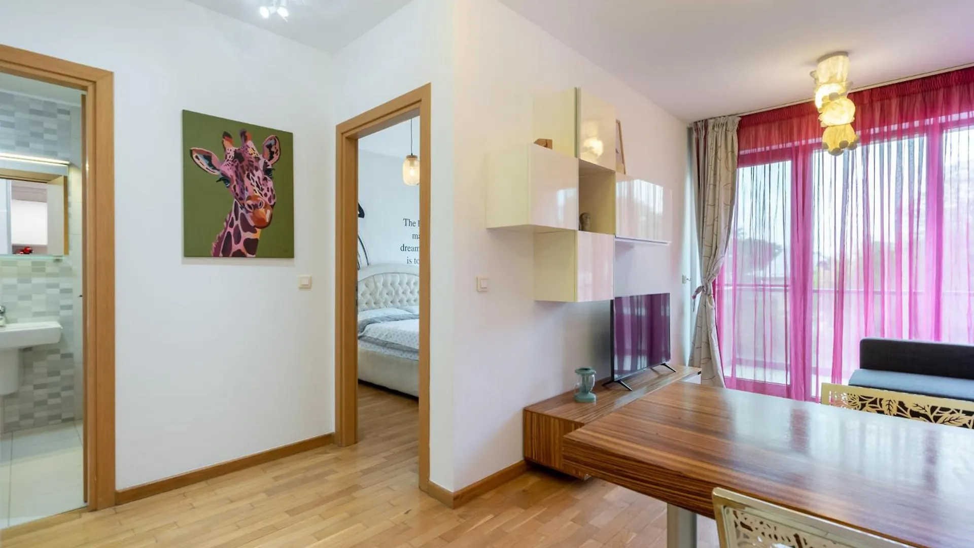 Lazynest - Modern Apartment With Parking & Balcony Bucharest